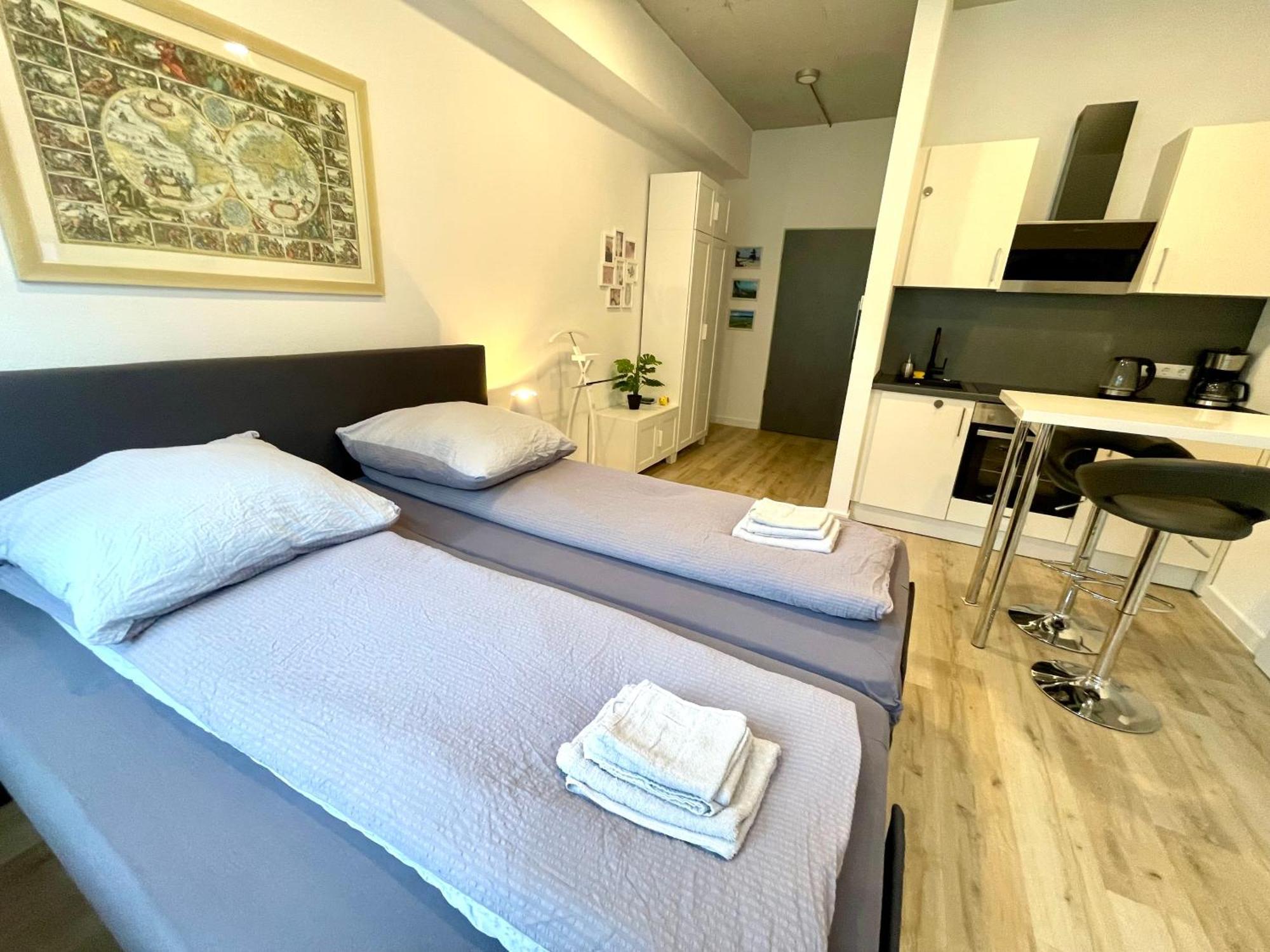 Neu Wunderschoenenes Weisses Apartament Am Schloessle Zentrum Goldstadt Pforzheim Exterior foto